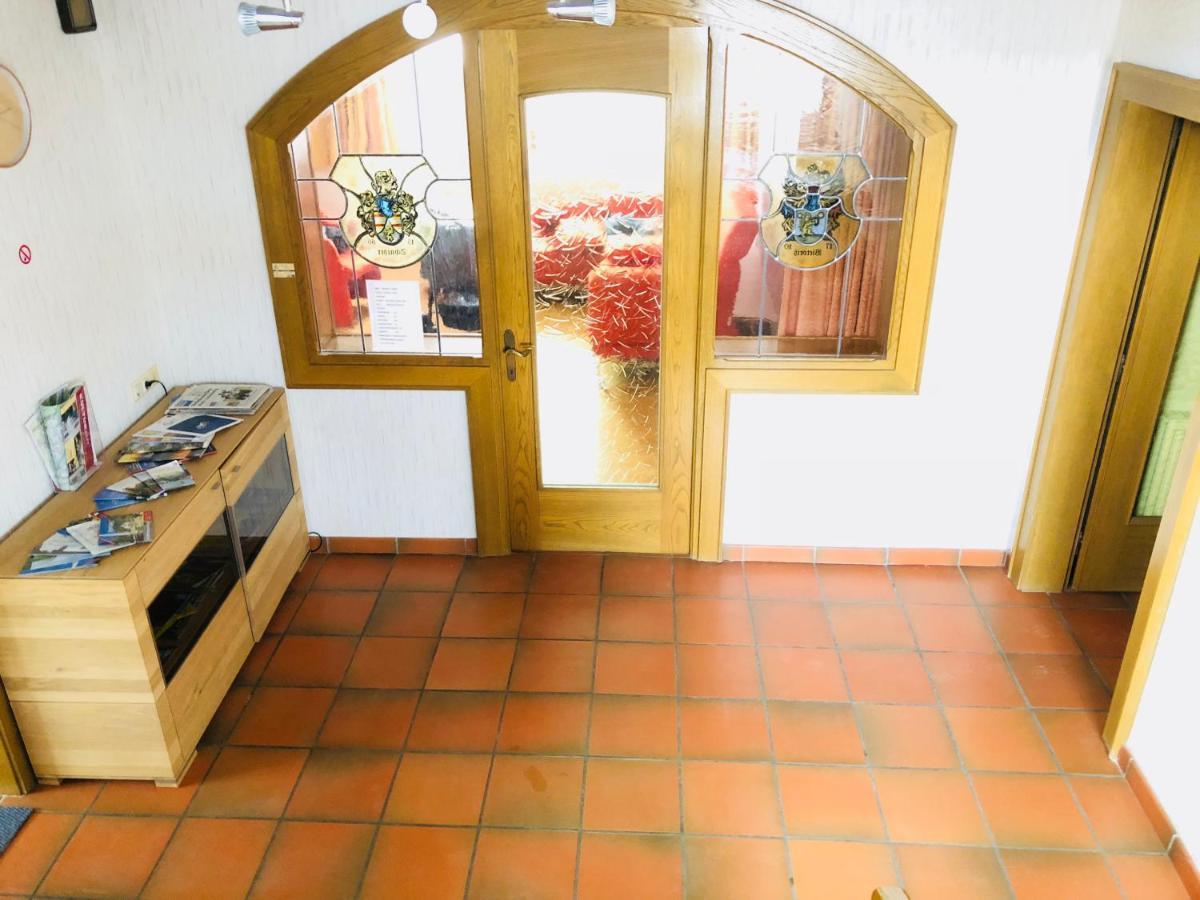 Wei Wei'S Hostel Ehenbichl 外观 照片